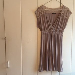 SOPRANO grey lace dress